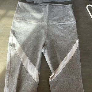 Aerie capri leggings